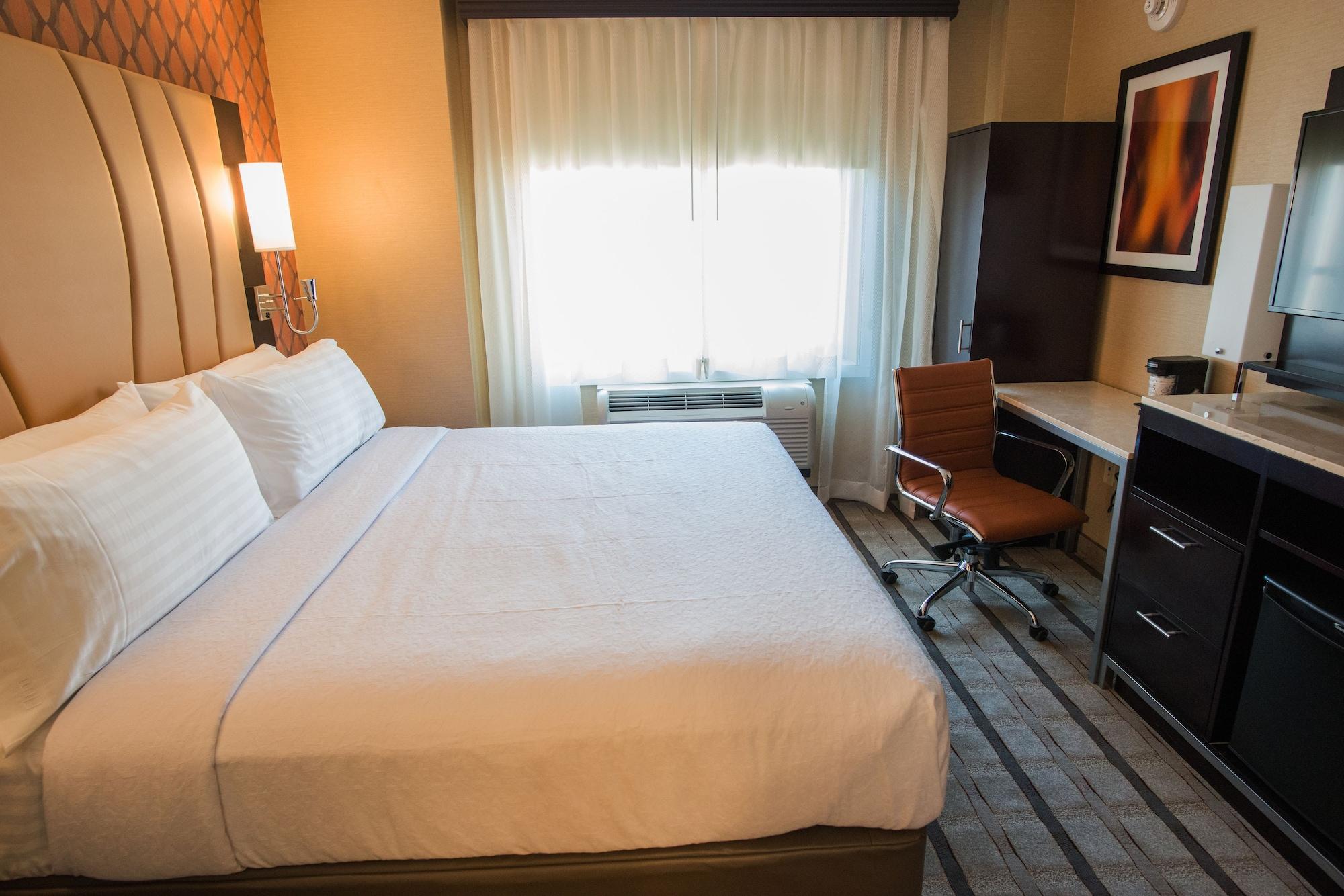 Holiday Inn New York City - Times Square By Ihg Exterior photo